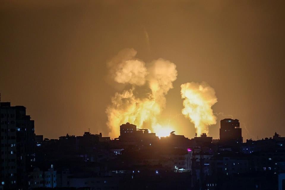 Des Palestiniens blessés dans une nouvelle frappe aérienne israélienne sur Gaza
