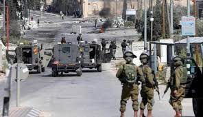  L'armée israélienne d'occupation i ferme une station de radio locale à Hébron