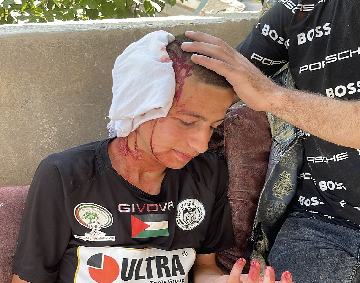 Hébron : deux blessés par balles de l’occupation lors d’incursion israélienne 