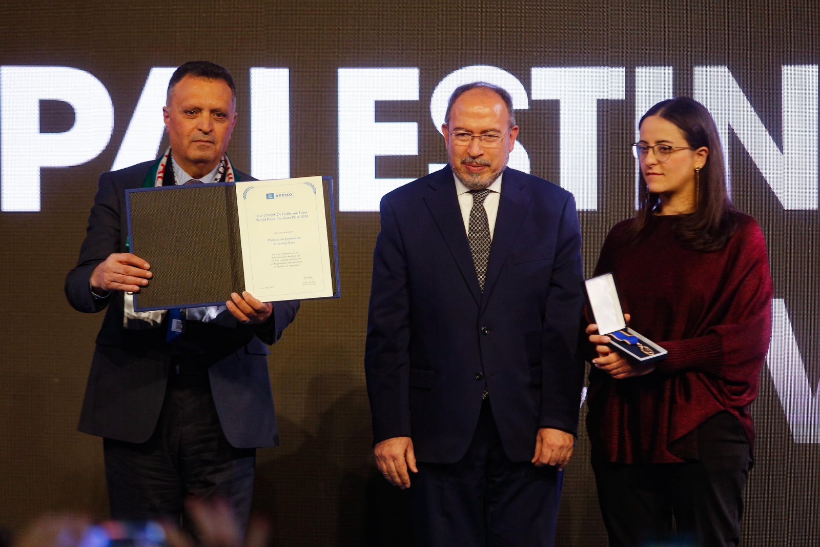 L'UNESCO décerne le Prix Guillermo Cano pour la liberté de la presse aux journalistes palestiniens