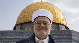 Cheikh Ikrimah Sabri Mefti de la mosquée Al-Aqsa,  arrêté par l’armée israélienne