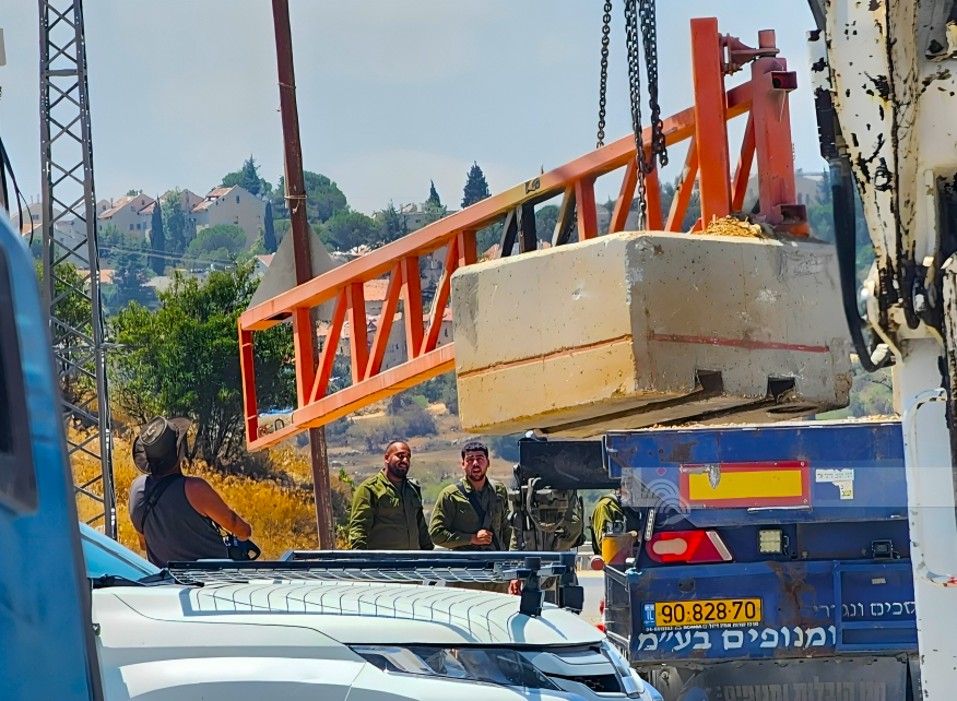 Israël installe un poste de contrôle militaire devant une source d'eau au profit des ambitions coloniales