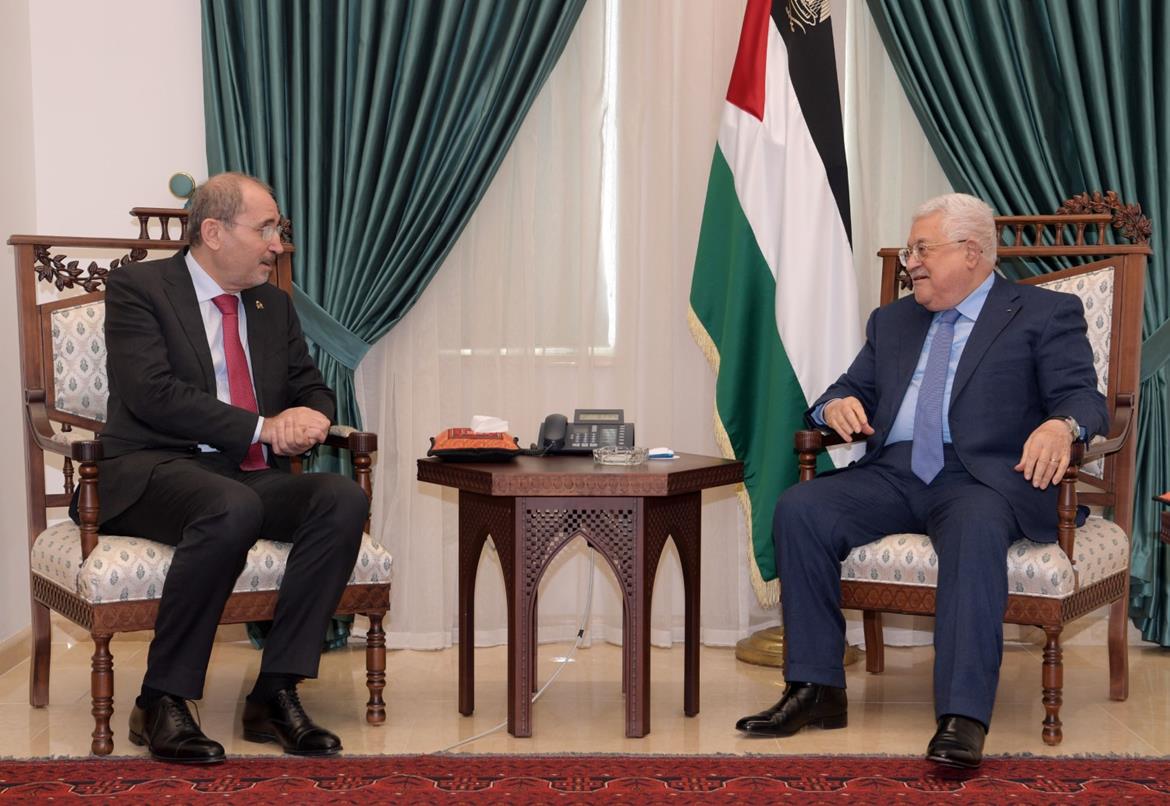 Le président Abbas reçoit le ministre jordanien des affaires étrangères