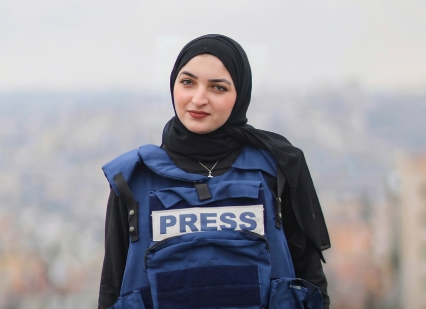 Le Syndicat des journalistes palestiniens condamne l'agression d'une journaliste par des colons près de Naplouse