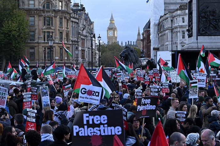 Manifestations dans des villes et capitales internationales pour dénoncer l'agression contre la bande de Gaza