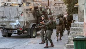 Les forces d'occupation prennent d'assaut, le sud-est de Bethléem et l'ouest d'Hébron