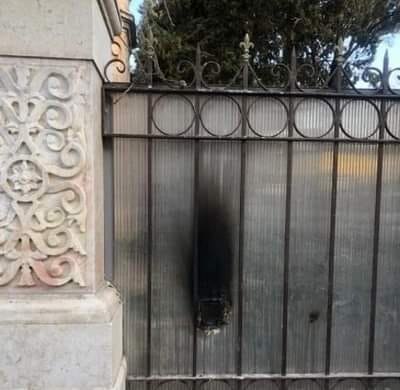 Des colons attaquent l'Église romaine à Jérusalem occupée