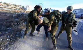 Bethléem : Les forces militaires israéliennes agressent les citoyens au poste de contrôle