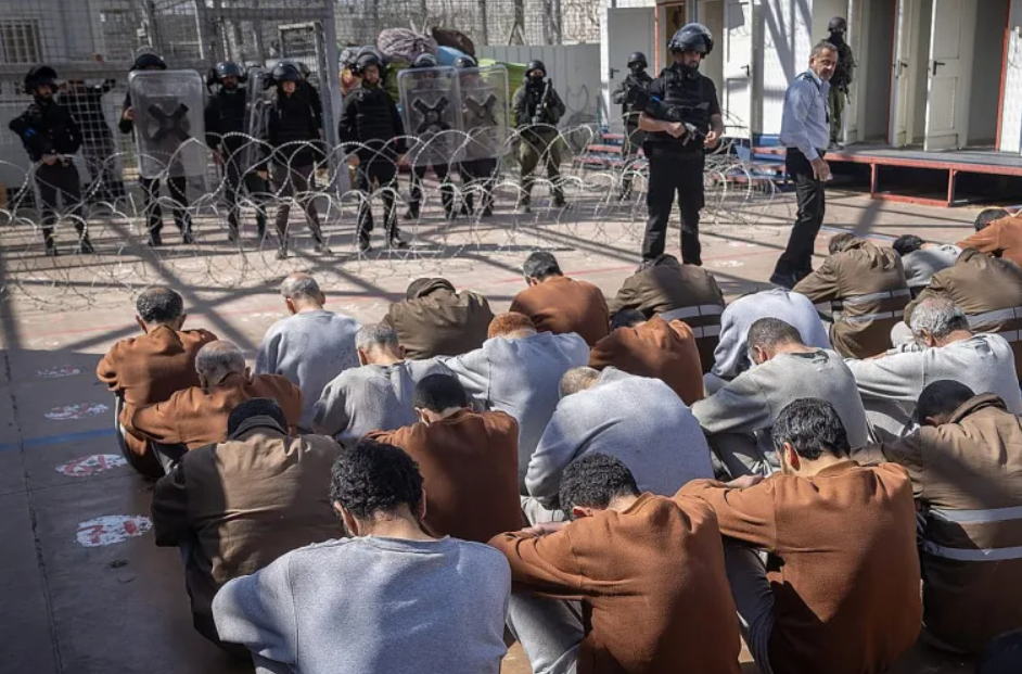 Des violences sexuelles contre des détenus palestiniens : l’ONU réclame des investigations indépendantes