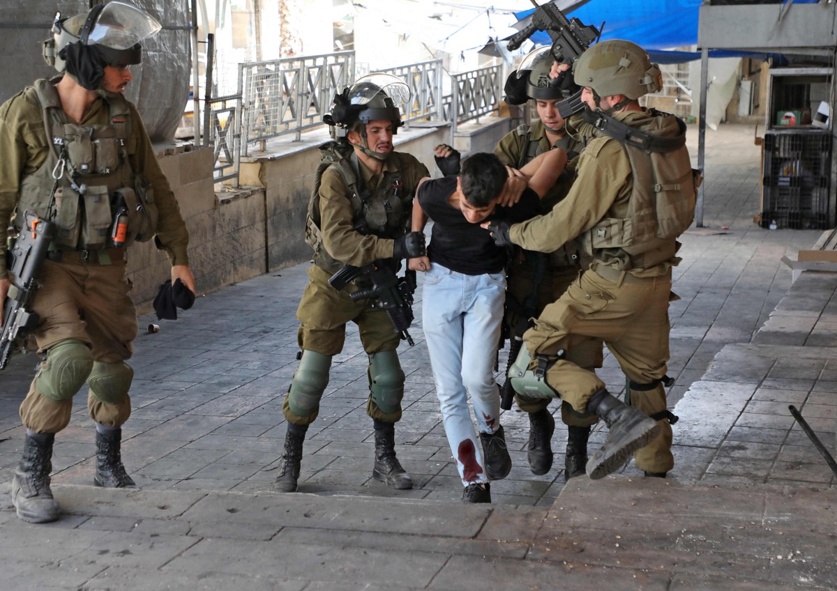 4 frères parmi 16 palestiniens raflés par les soldats israéliens en Cisjordanie