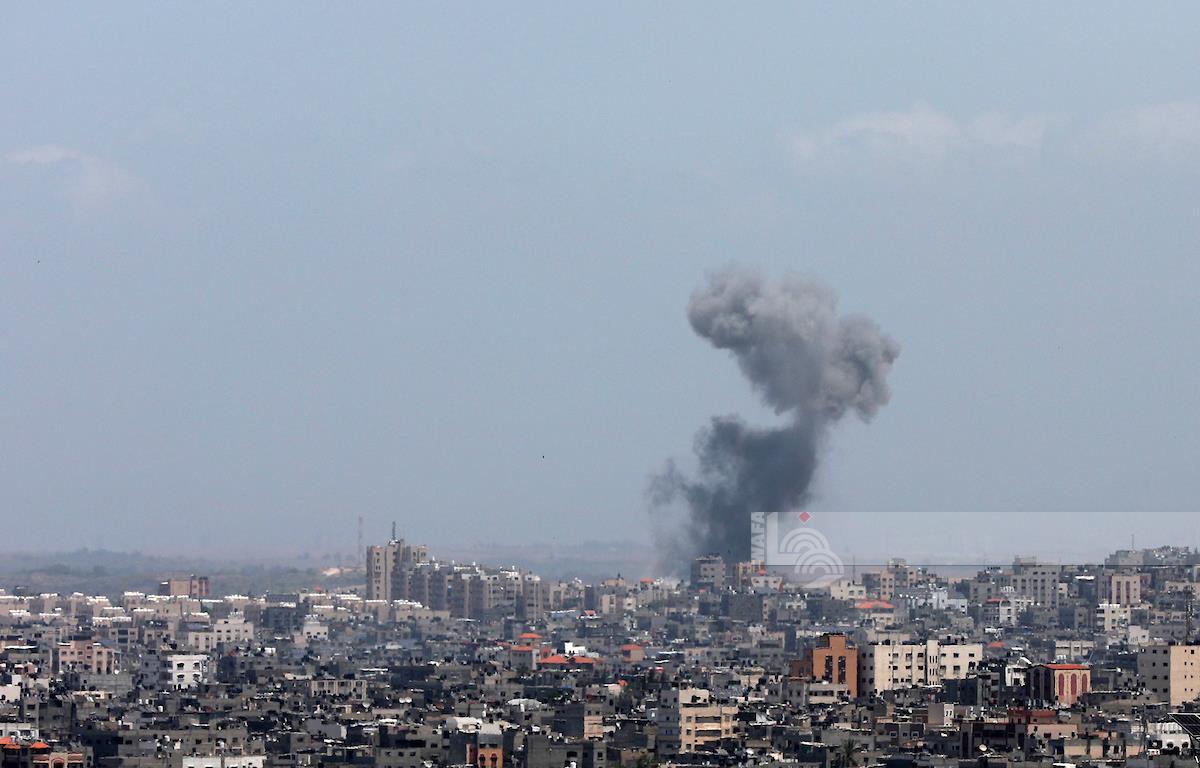Trois enfants parmi cinq blessés lors des raids continus contre la bande de Gaza  