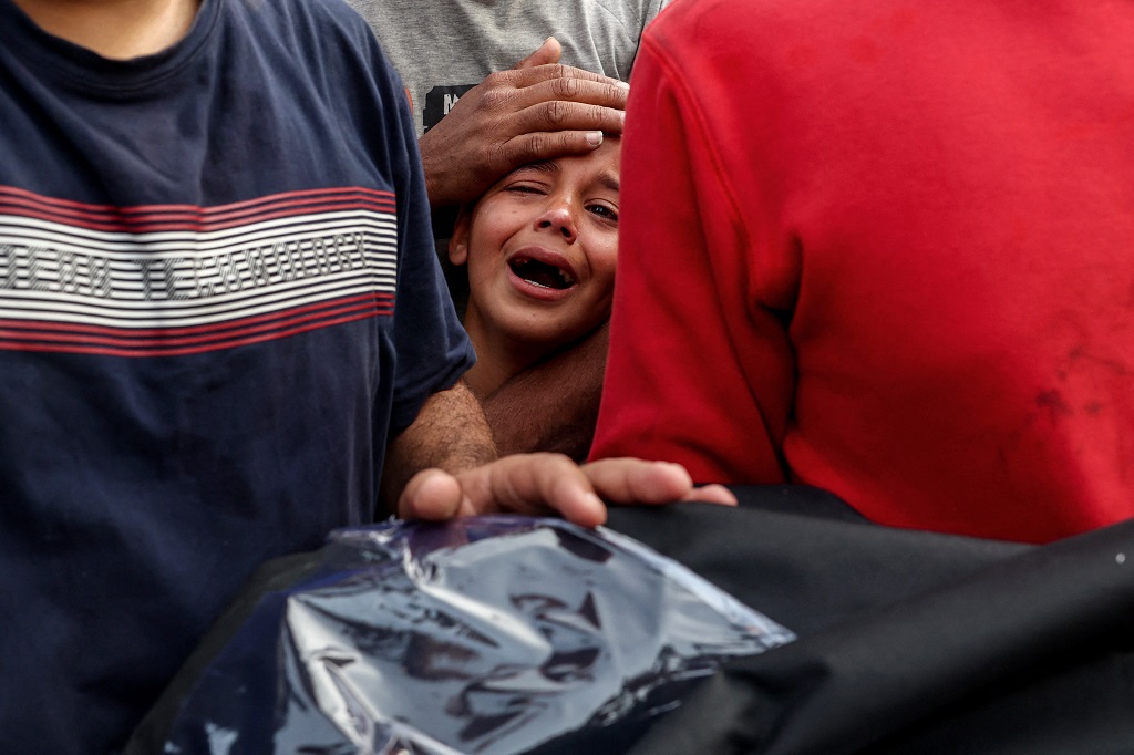 Martyrs et blessés lors d'un raid israélien sur le camp de Nuseirat
