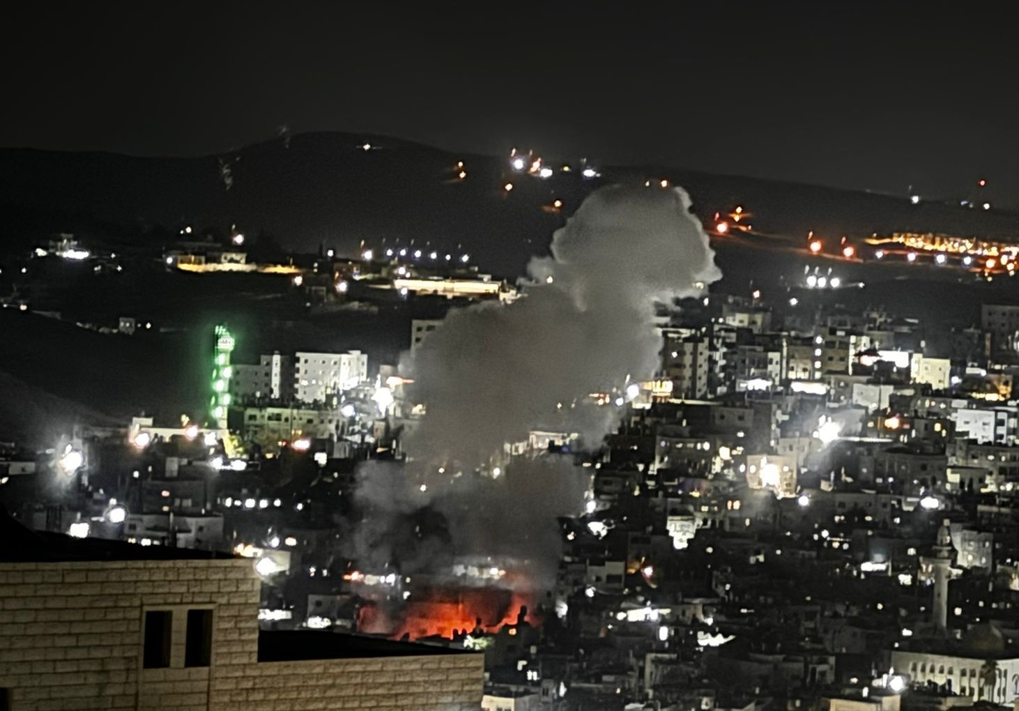 Cinq Palestiniens tués dans un bombardement israelien du camp de Nour Shams à l'est de Tulkarem