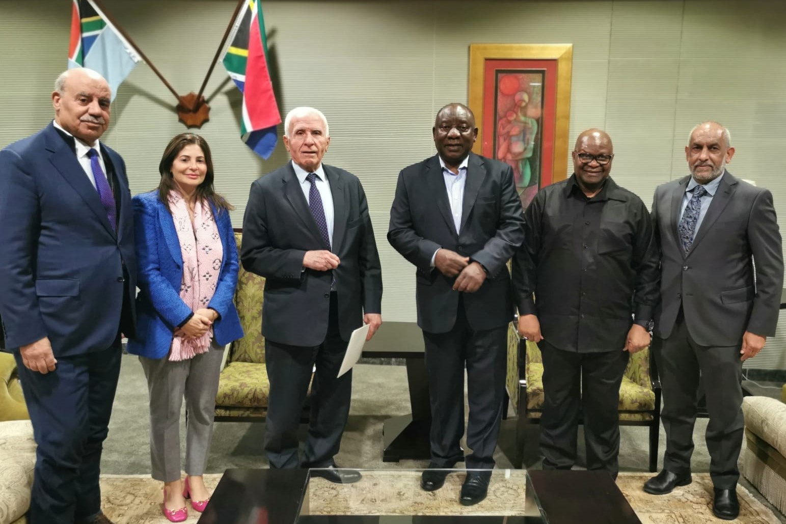 Un responsable de l'OLP délivre un message du président Abbas à son homologue sud africain