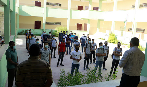 Conformément aux mesures préventives, plus de 1,000,000 élèves commencent la nouvelle année scolaire en Palestine