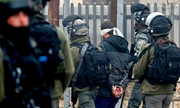 La commission des prisonniers met en lumière les agressions israéliennes contre les palestiniens lors d’arrestations 