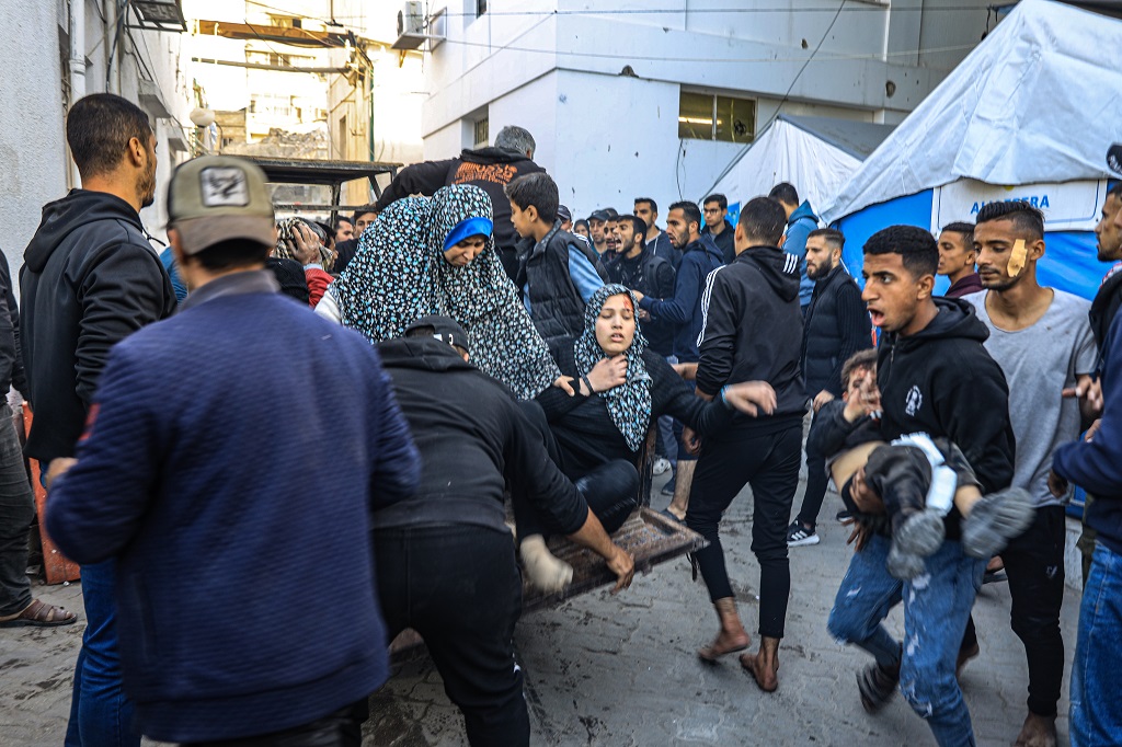 Un Palestinien, sa femme et leurs deux filles tués dans un bombardement israélien sur Beit Hanoun