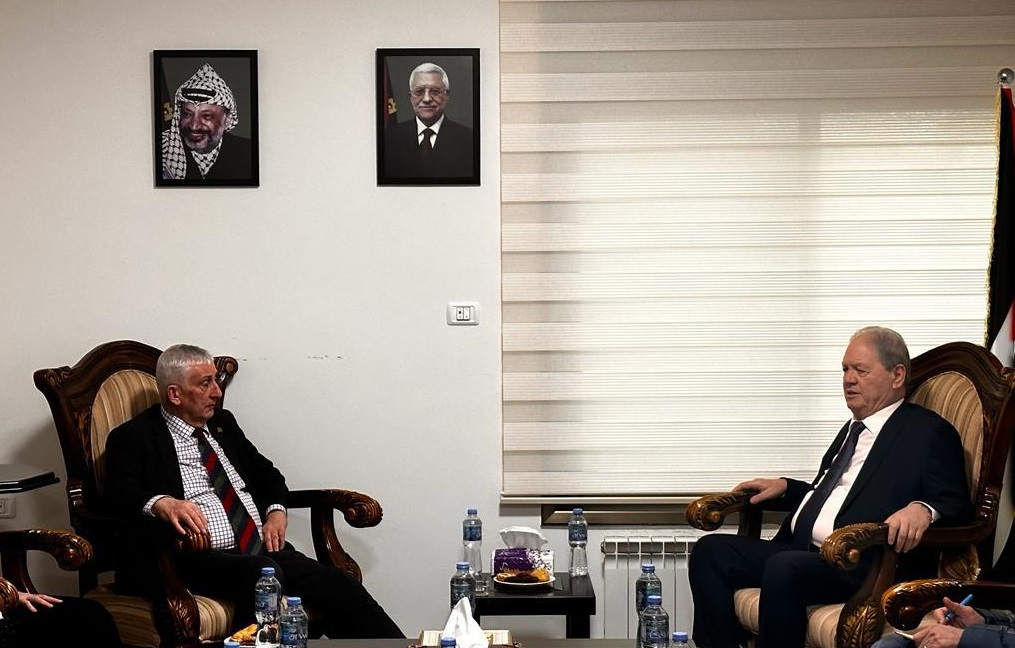 Fattouh discute avec le président de la Chambre des communes du Royaume-Uni des conditions humanitaires tragiques à Gaza