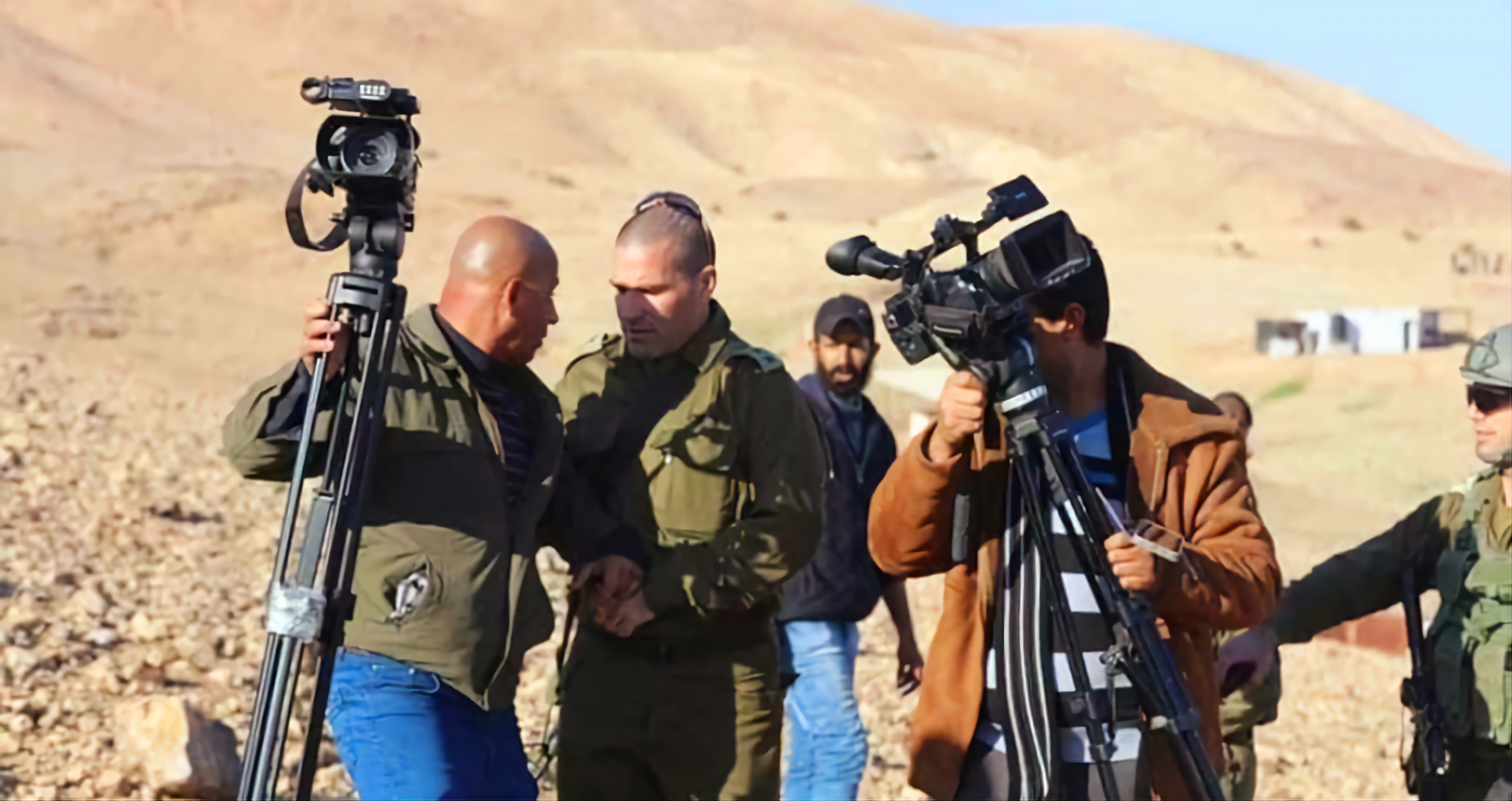 Les forces d’occupation détiennent l’équipe de la télévision palestinienne à Jéricho