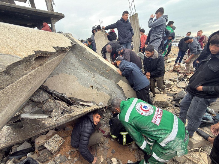 Gaza : 11 morts et de vastes effondrements provoqués par la tempête