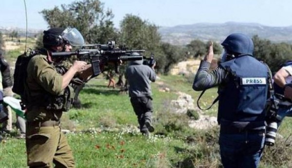 L’armée israélienne détient l’équipe de la télévision de Palestine
