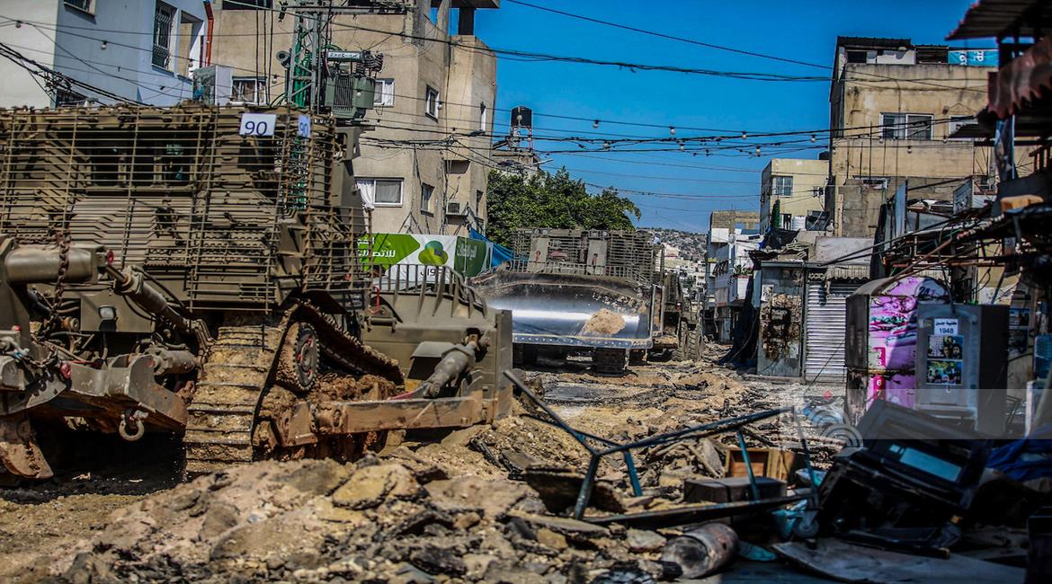 L'armée israélienne continue de faire exploser et de brûler des maisons dans le camp de Jénine