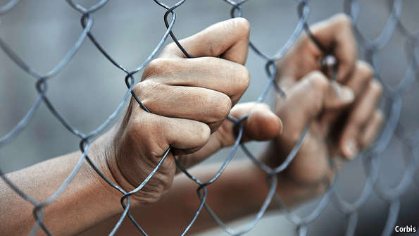 Hurriyat : la vie des détenus palestiniens est en péril dans les geôles de l’occupation