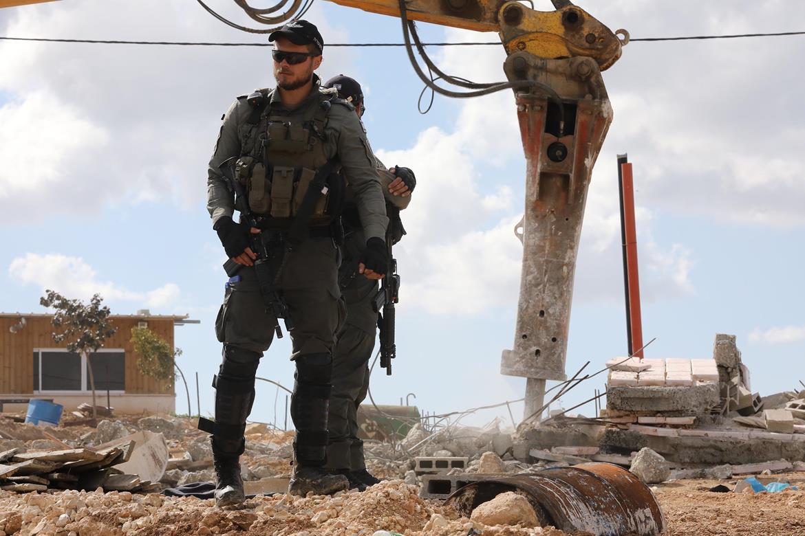 Les forces d'occupation démolissent quatre puits d'eau à Masafer Yatta