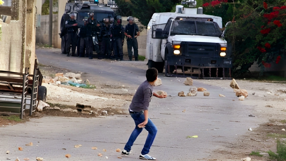 Un enfant palestinien blessé par des tirs réels israéliens à l'est de Qalqilya