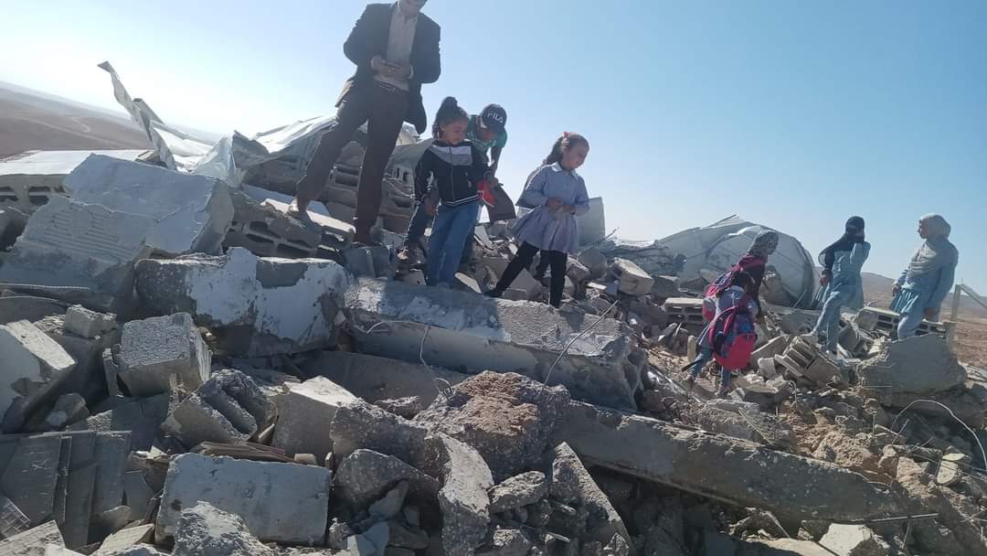 Des milliers d'Américains appellent le Congrès à intervenir pour empêcher l'occupation de démolir les écoles palestiniennes