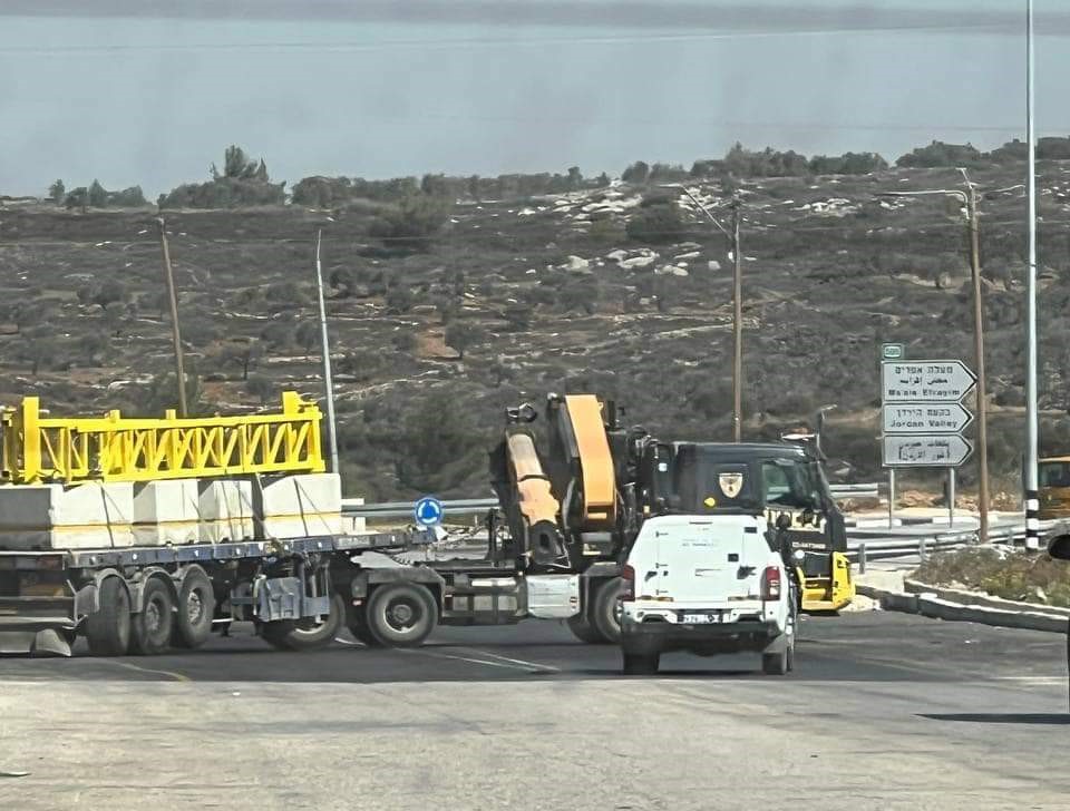 Cisjordanie : les forces de l’occupation notifient de démolir une maison et envahissent plusieurs régions  
