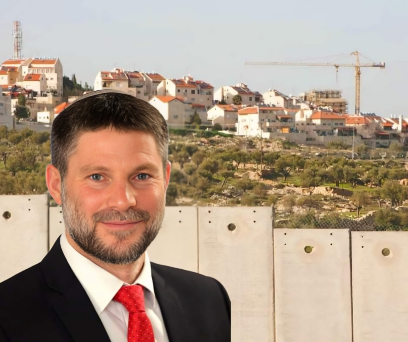 Le ministre israélien Smotrich dévoile un plan pour 7 000 nouveaux logements coloniaux en Cisjordanie