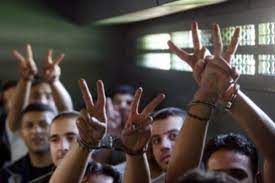 Escalade des mesures  des prisonniers, contre les mesures abusives de l’occupation 