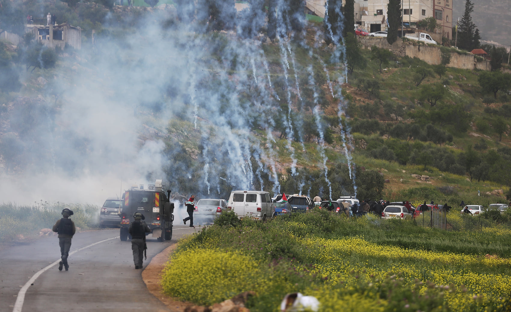 Les forces d'occupation blessent quatre Palestiniens lors de manifestations en Cisjordanie 