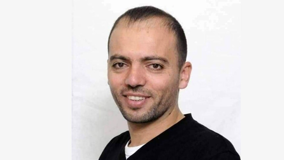 Le tribunal israélien de l'occupation refuse de libérer le prisonnier Khalil Awawda, malgré son état de santé très critique