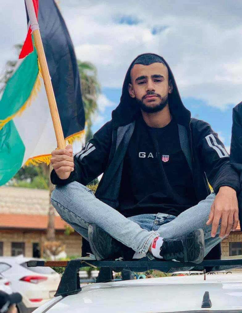 Un adolescent tué et sept autres citoyens blessés par balles de l’occupation près de Ramallah