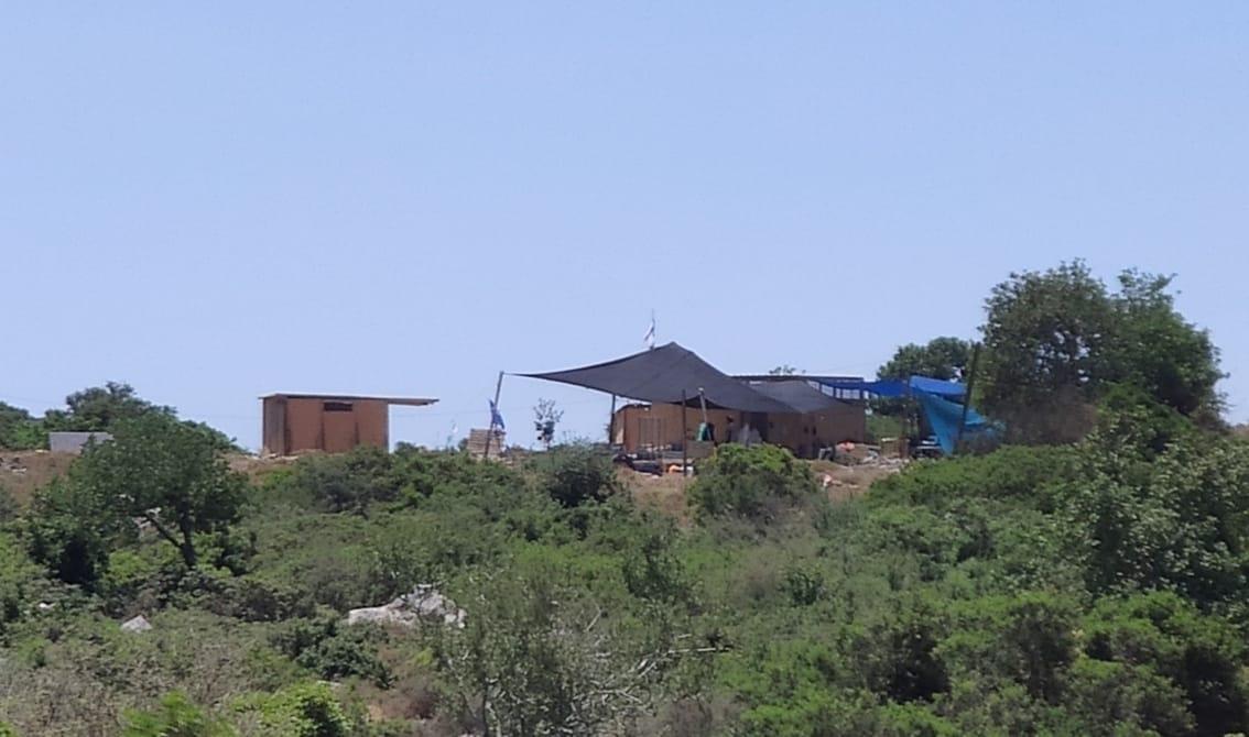 Les colons établissent un nouvel avant-poste colonial entre les villages de Liban Al-Sharqiya et de Yasuf