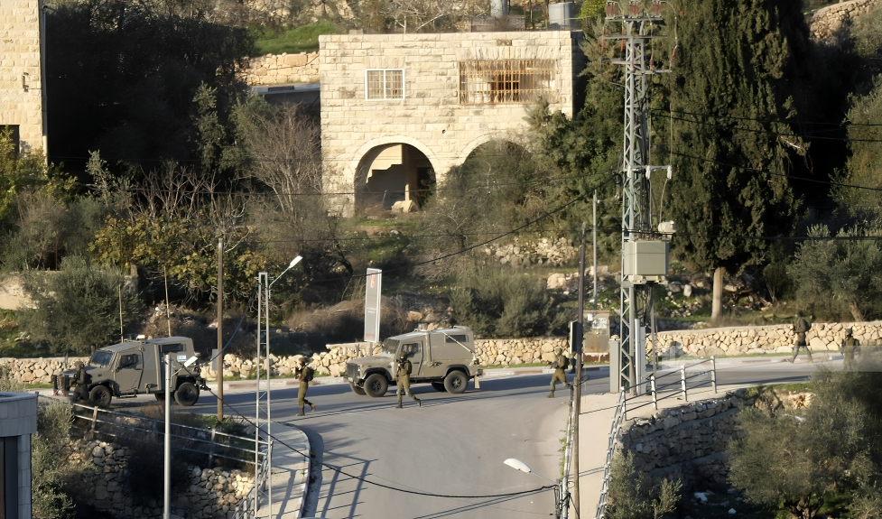 Plusieurs villages palestiniens attaqués par les forces d’occupation à Ramallah