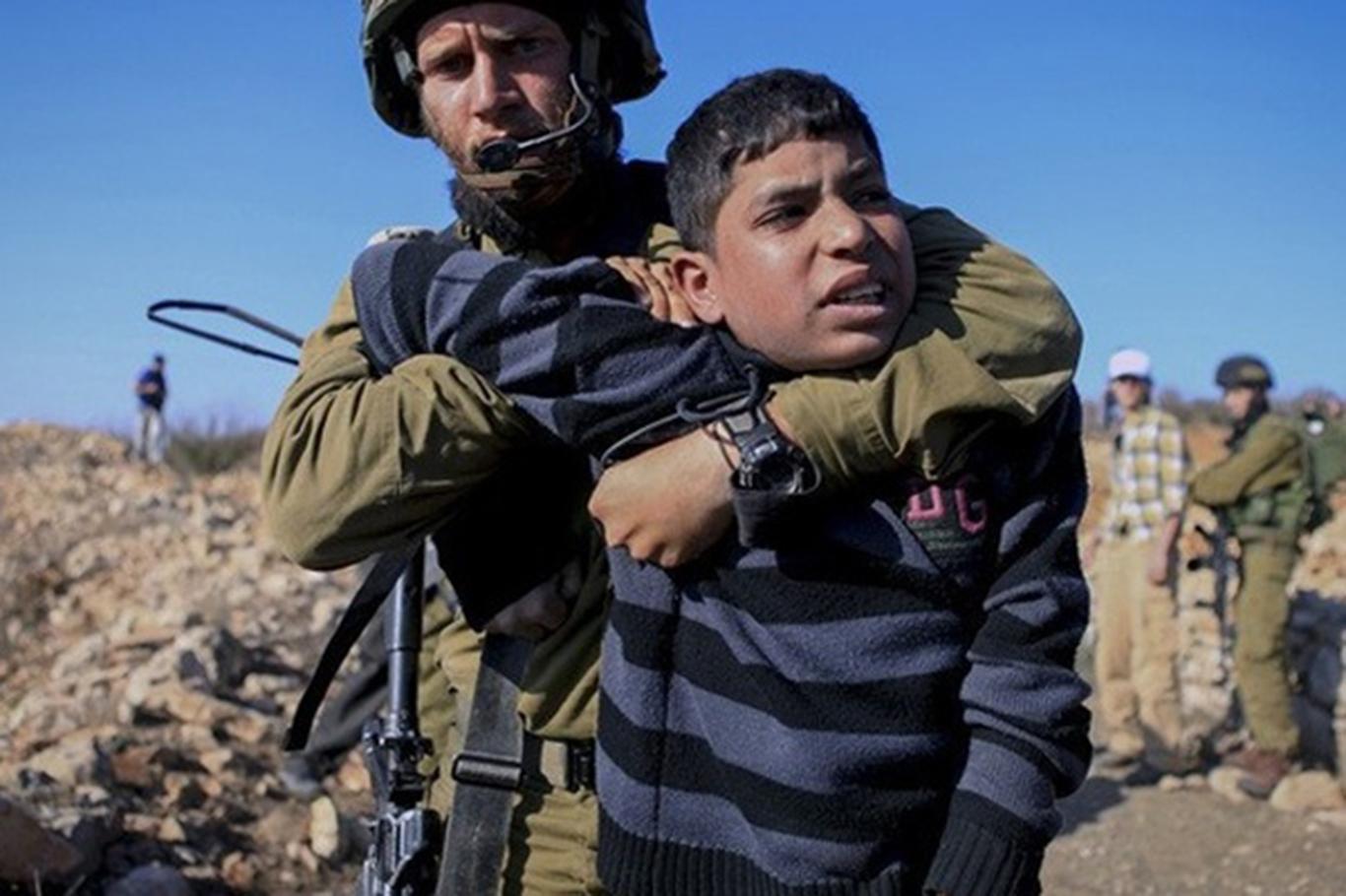 Détentions israéliennes menées de grande envergure en Palestine occupée