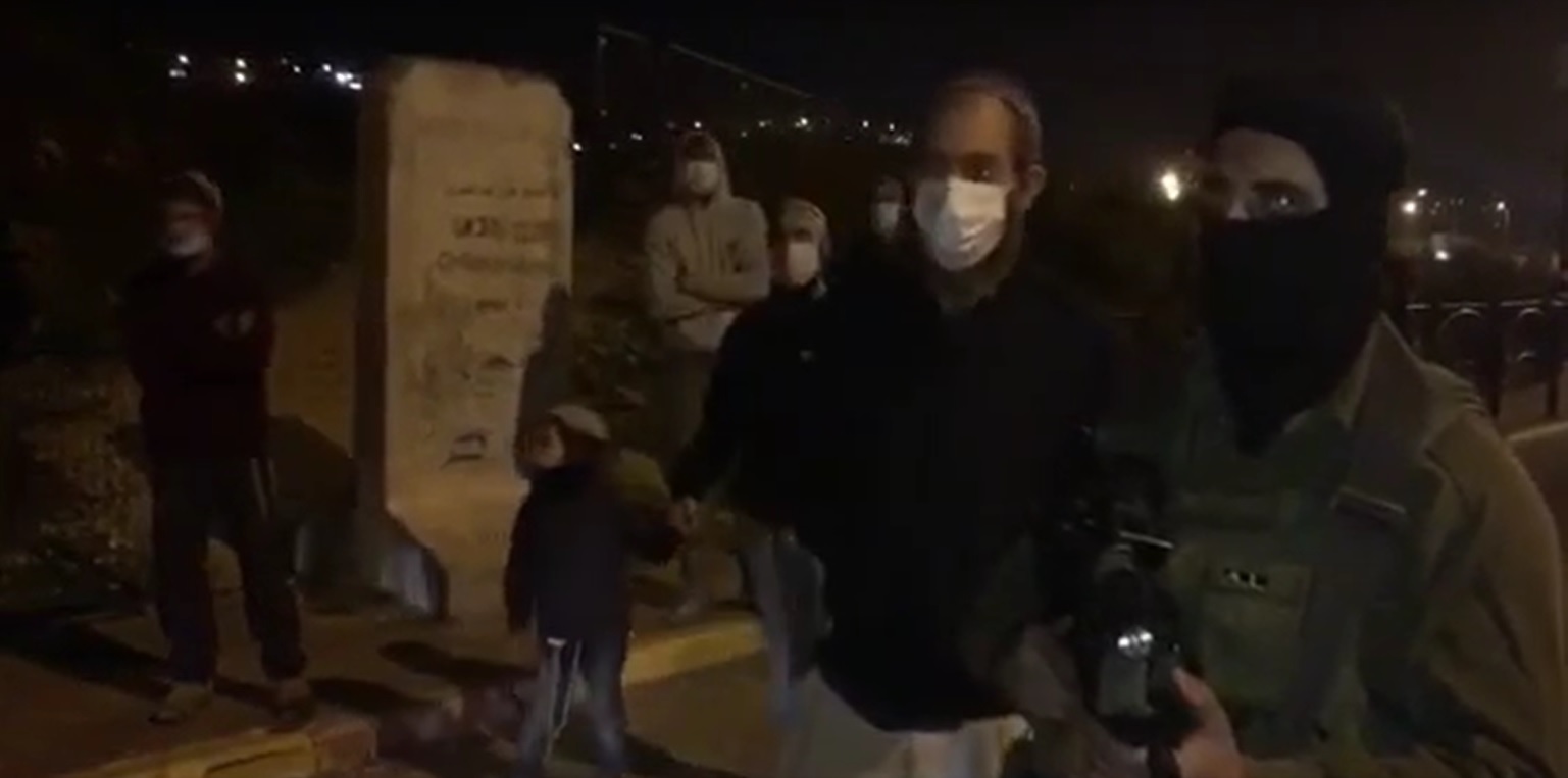 Les colons intensifient leurs attaques contre les citoyens en Cisjordanie et Jérusalem occupée