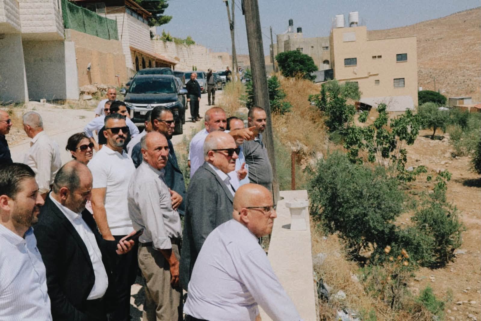 Une délégation ministérielle visite des villages de Naplouse pour évaluer les dégâts causés par les attaques des forces israéliennes et des colons.