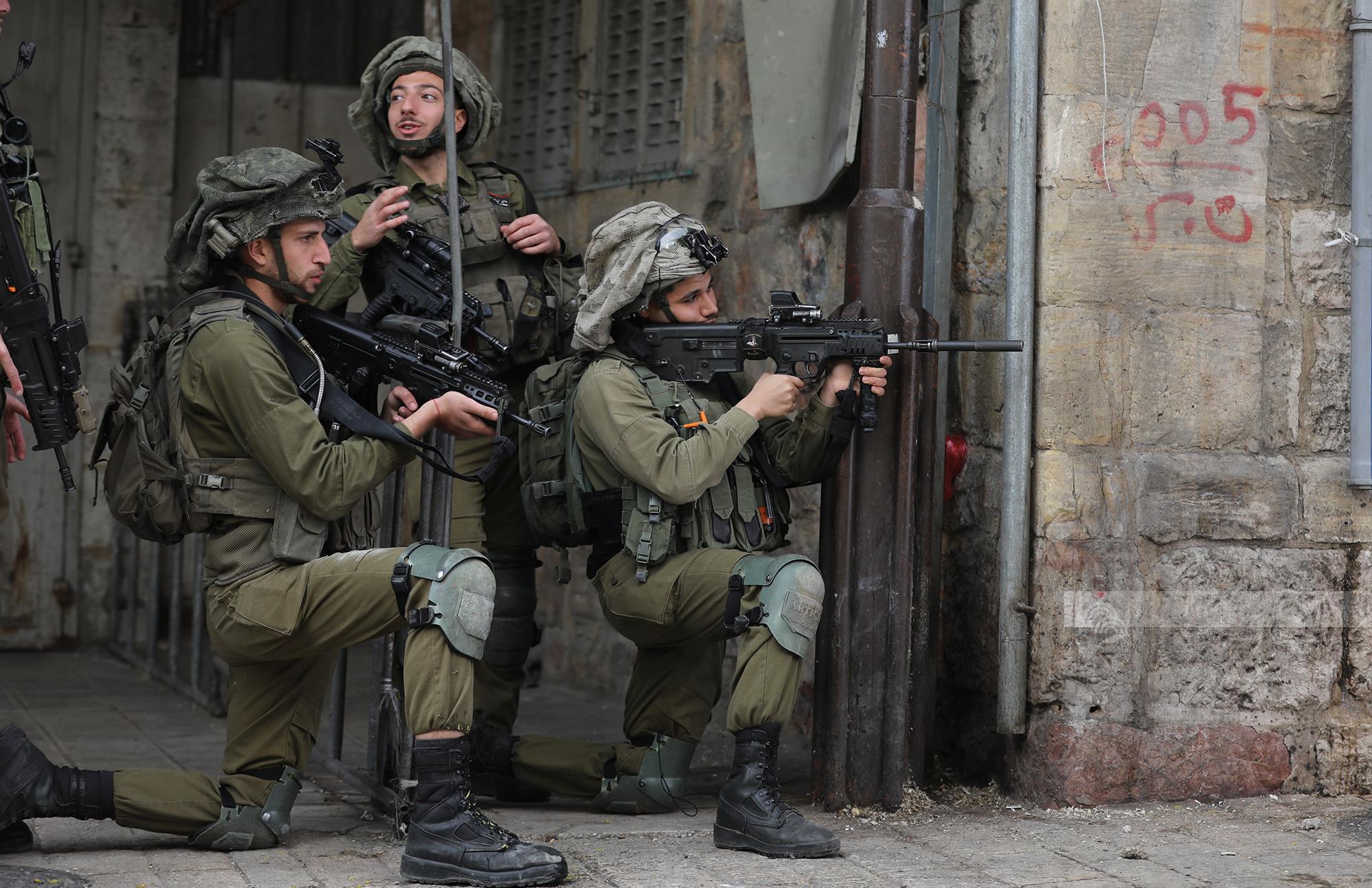 Cisjordanie : 30 civils palestiniens arrêtés par l’armée de l’occupation 
