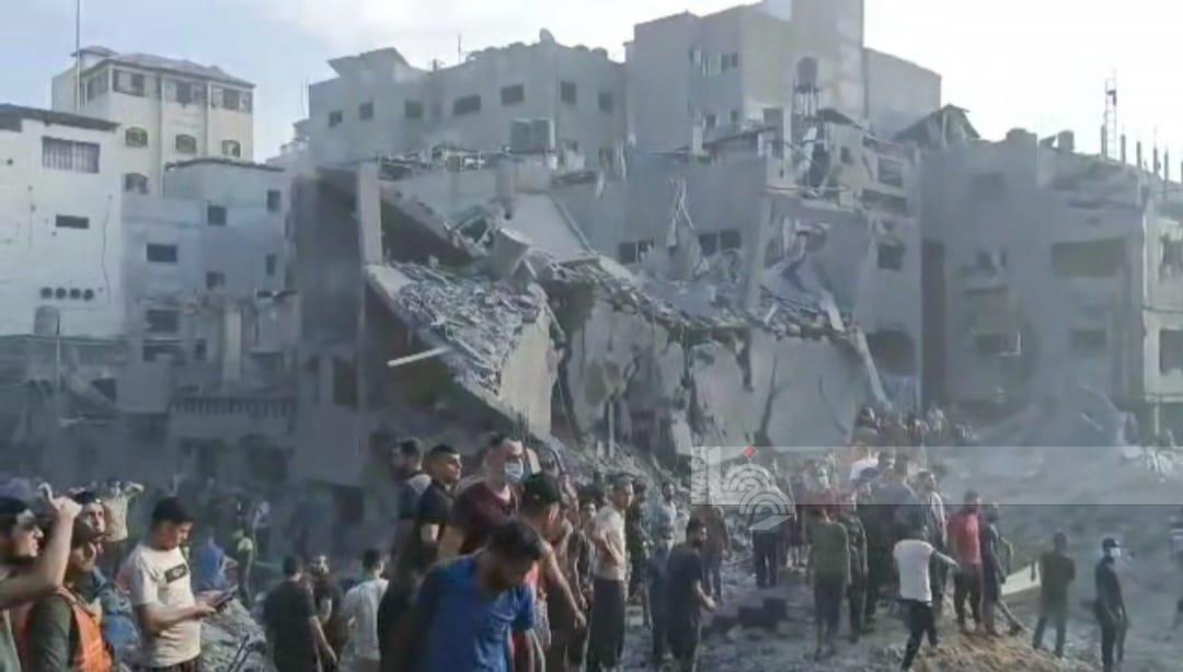 Martyrs et blessés dans un bombardement israélien contre une maison de la ville de Jabalia