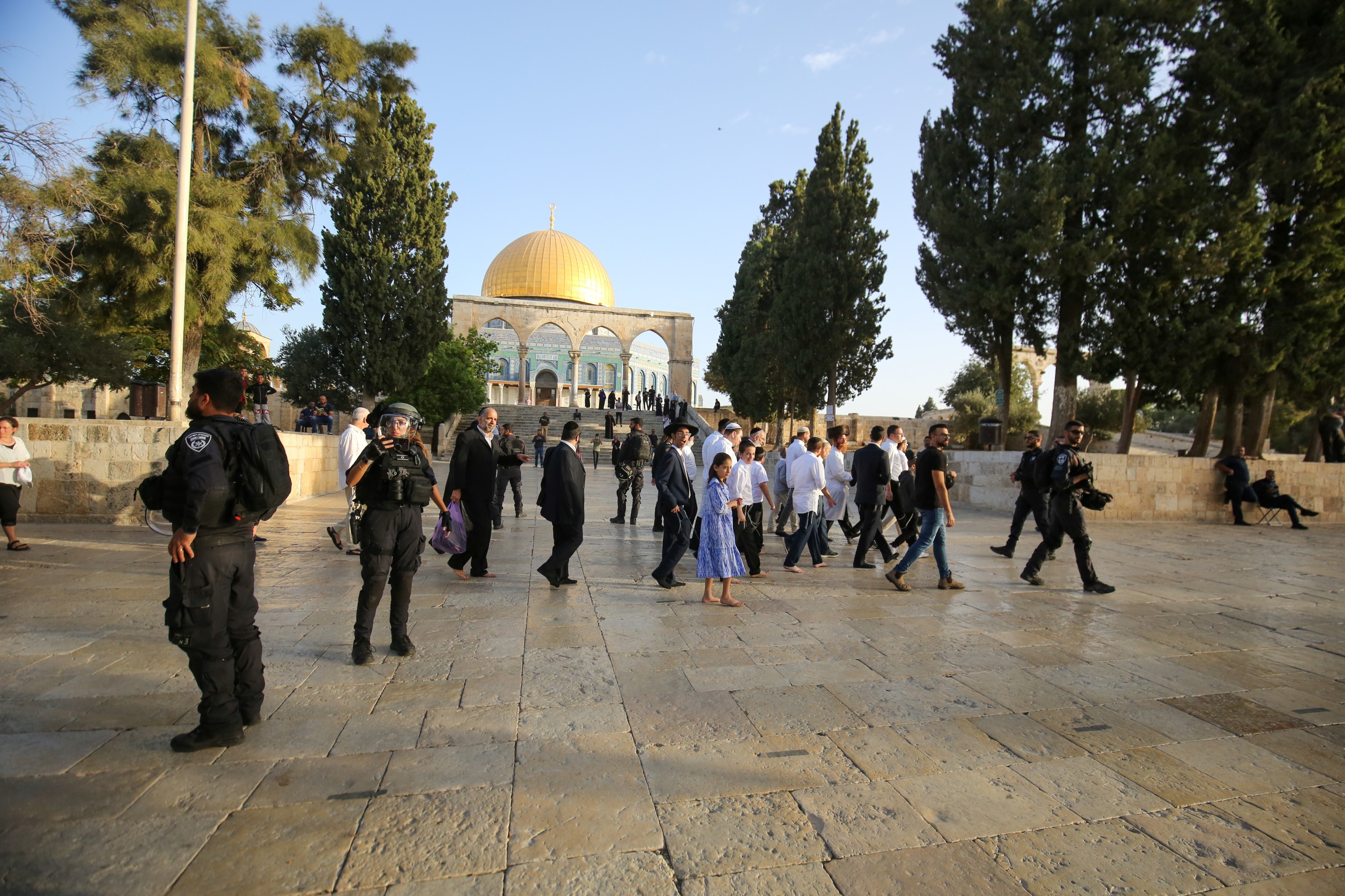 Al-Aqsa est profanée par des dizaines de colons