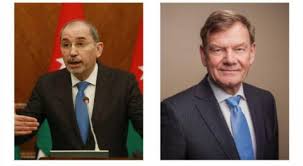 Le ministre jordanien des Affaires étrangères, Ayman Safadi, et son homologue allemand, Johann Wadephul