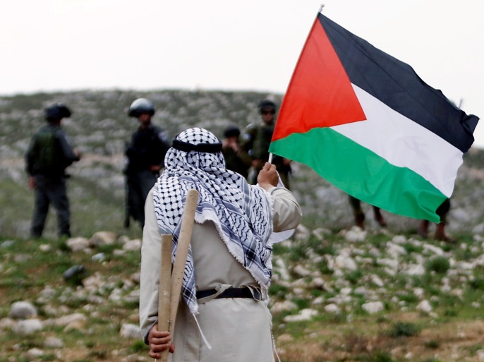 La marche pacifique hebdomadaire de Beit Dajan attaquée par l'armée d'occupation
