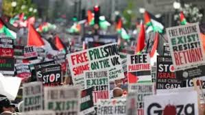 Des centaines de milliers de personnes manifestent à Amsterdam contre la guerre à Gaza