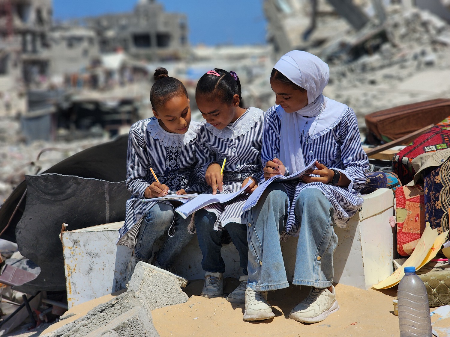 L'agression prive Gaza d'une autre année scolaire… et des plans pour surveiller les développements sur le terrain en Cisjordanie