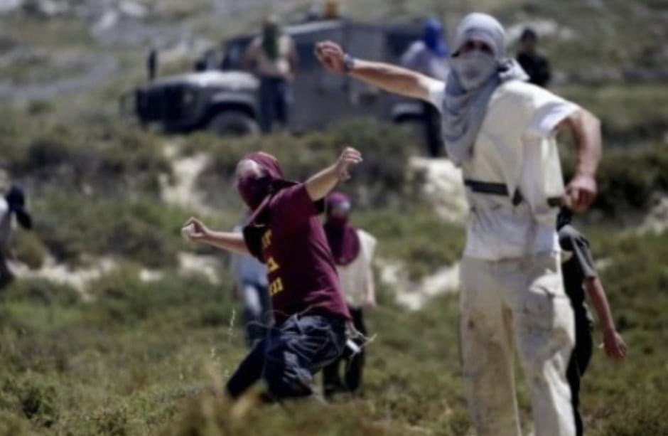 Des colons juifs attaquent les voitures de Palestiniens près de Ramallah