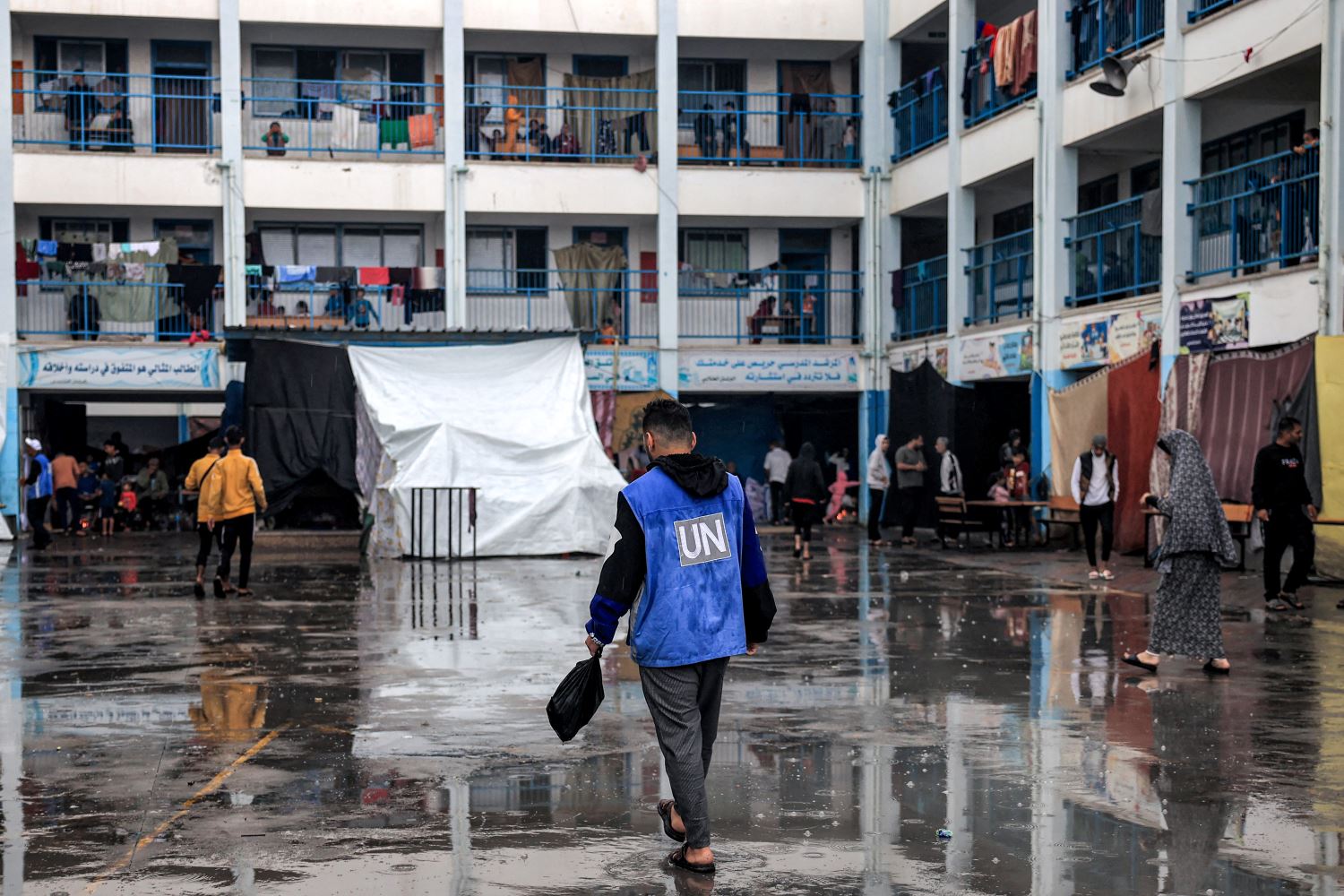 Gaza : 12 martyrs dans un raid israélien violent ciblant une école des déplacés
